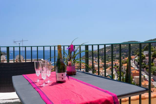 Appartement Charme Et Coeur Villefranche-sur-Mer Kültér fotó